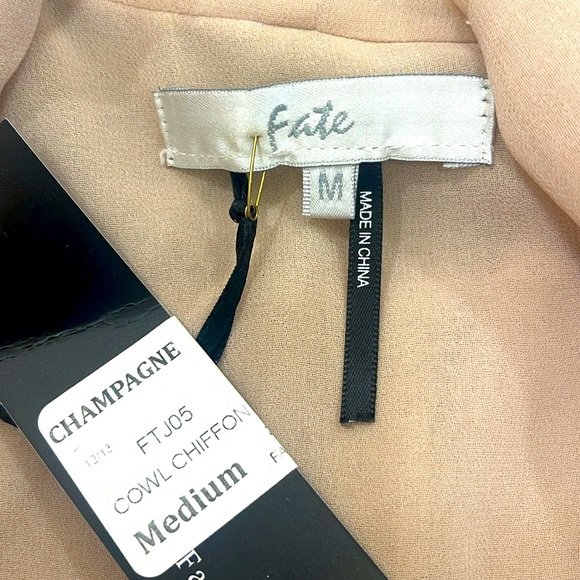 Fate Cowl Chiffon Tank - Picture 5 of 6